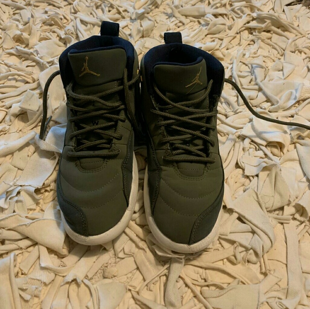 Jordan 1 Mid (PS)
